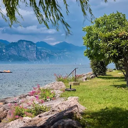 Apartment Benaco Hause 3 *