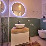 Benaco Hause 3 *